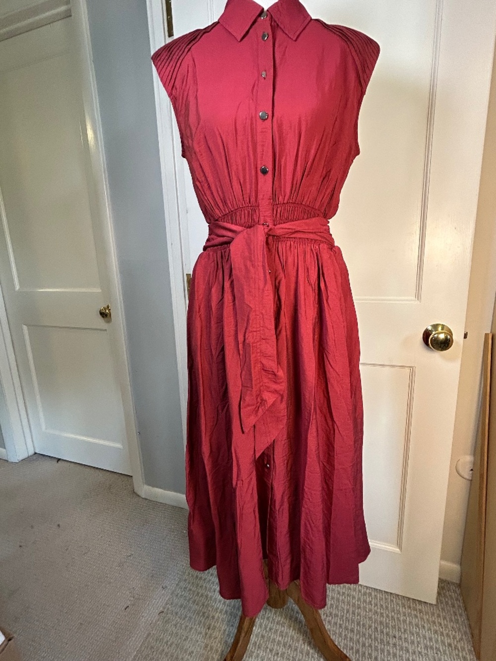 Chico's Sleeveless Midi Shirtdress in "Russet Red" NWT Size 1/ Med.